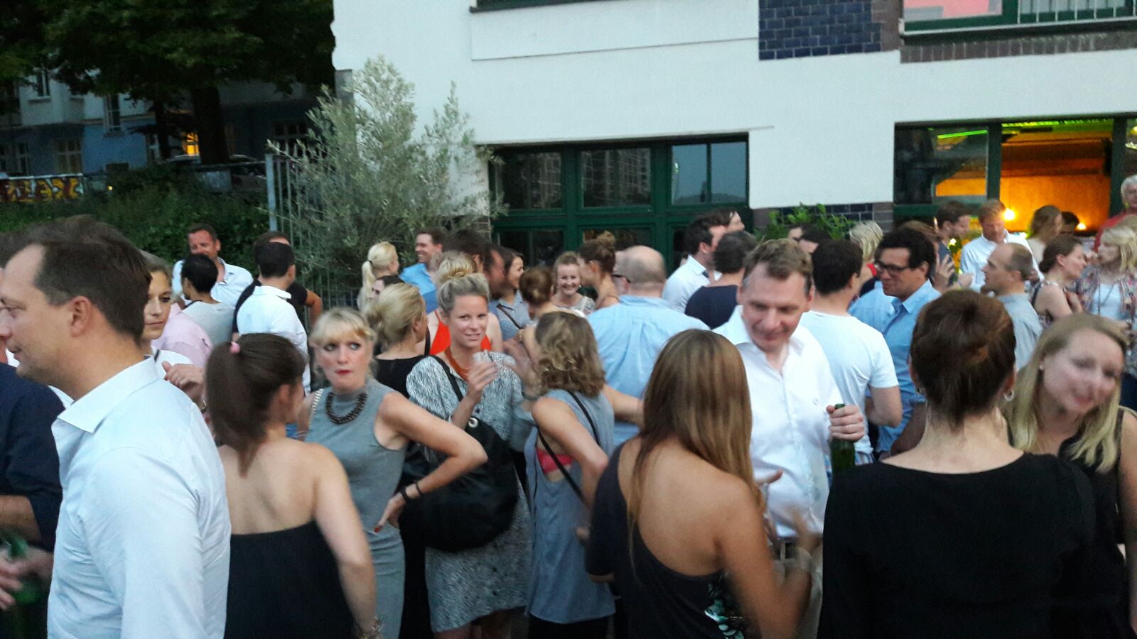 Gespräch auf der Terrasse